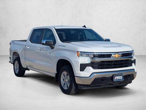 Used 2025 Chevrolet Silverado 1500 LT AWD/4WD image 3