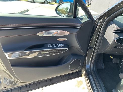 Used 2026 Genesis GV70 3.5T Sport Prestige image 6