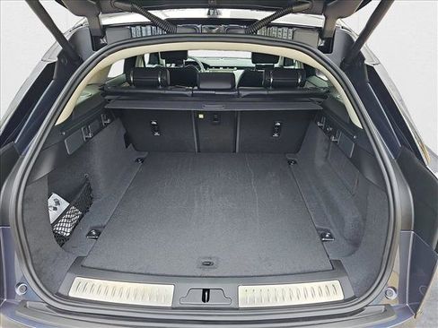 New 2025 Land Rover Range Rover Velar Dynamic SE image 7