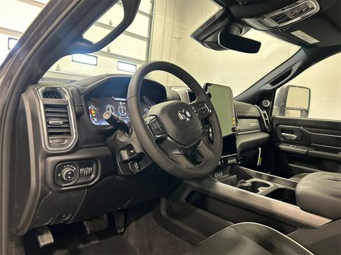 New 2025 RAM 2500 Laramie image 19