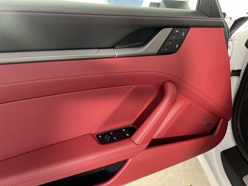 Certified 2022 Porsche 911 Carrera 4S image 27