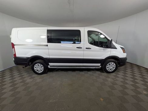 Used 2024 Ford Transit 250 Low Roof w/ Exterior Upgrade Package RWD image 3