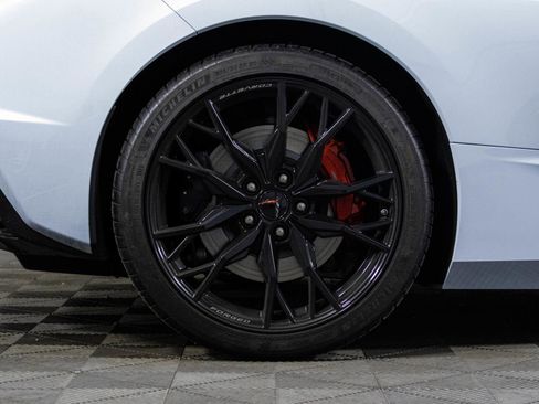 Used 2024 Chevrolet Corvette Stingray Preferred Cpe w/ Z51 Performance Package image 36