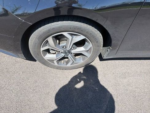 Used 2021 Kia Forte LXS FWD image 3