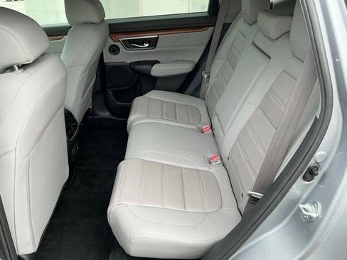 Used 2022 Honda CR-V Touring image 11