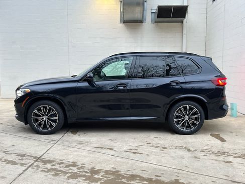 Certified 2023 BMW X5 M50i w/ Executive Package image 5