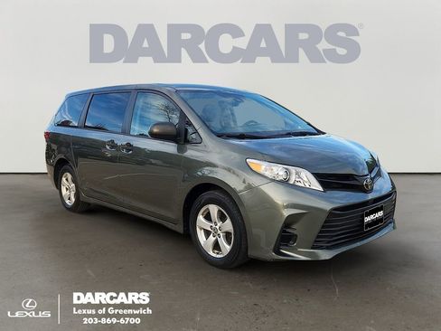 Used 2020 Toyota Sienna L image 1