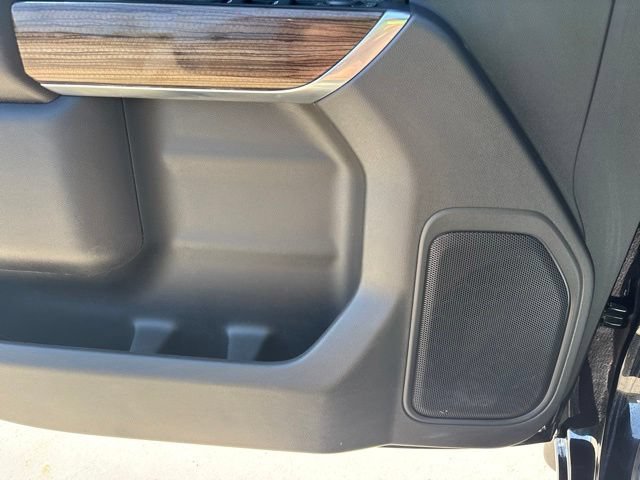 Used 2022 Chevrolet Silverado 1500 LT Trail Boss w/ Safety Package AWD/4WD image 15