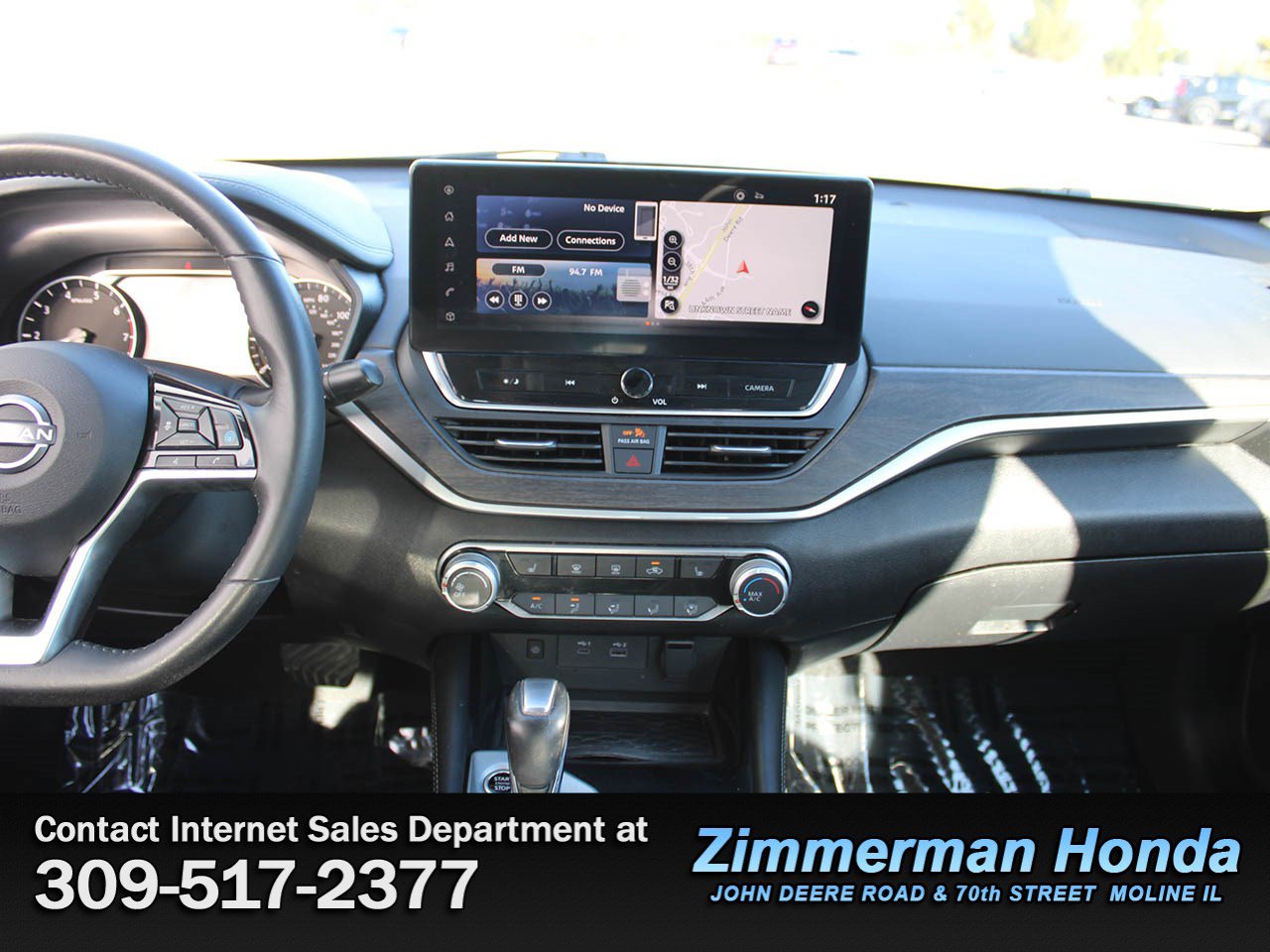 Used 2023 Nissan Altima 2.5 SV w/ SV Premium Package FWD image 16