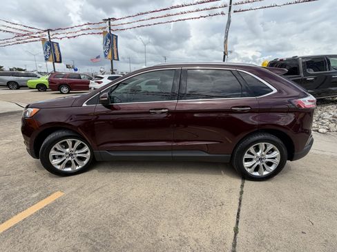 Used 2021 Ford Edge Titanium w/ Class II Trailer Tow Package AWD/4WD image 10