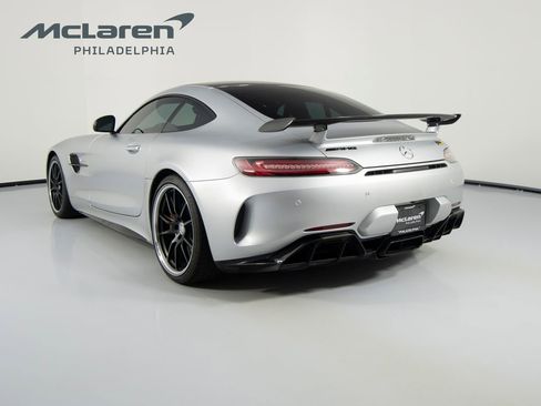 Used 2018 Mercedes-Benz AMG GT R image 7