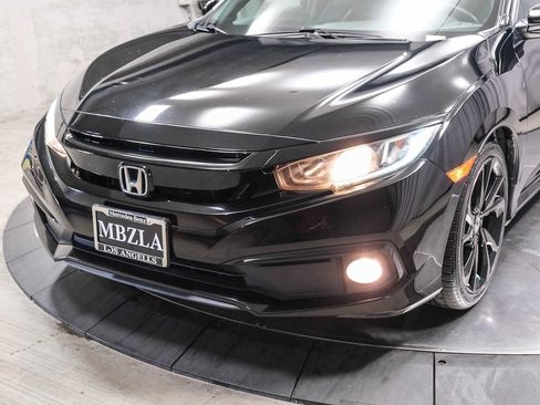 Used 2019 Honda Civic Sport image 11