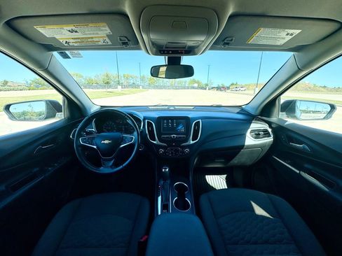 Used 2018 Chevrolet Equinox LT image 48