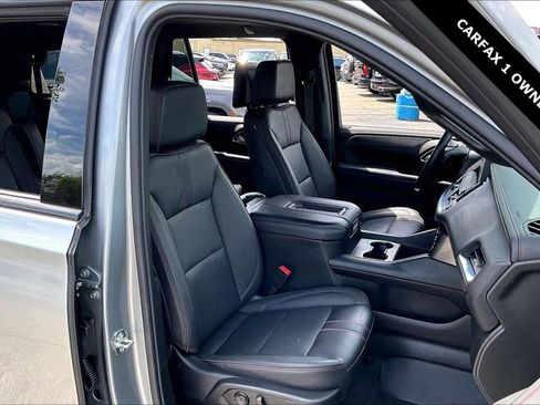 Used 2024 Chevrolet Tahoe RST w/ RST Performance Edition AWD/4WD image 29