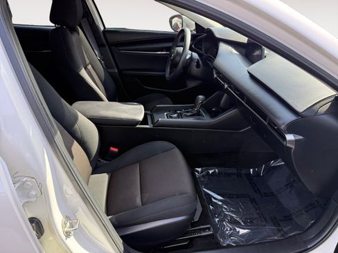 Certified 2024 MAZDA MAZDA3 s FWD image 19