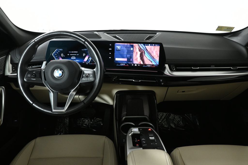 Certified 2024 BMW X1 xDrive28i w/ Premium Package AWD/4WD image 17