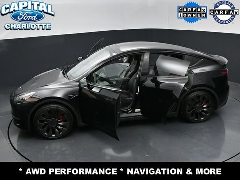 Used 2022 Tesla Model Y Performance AWD/4WD image 30