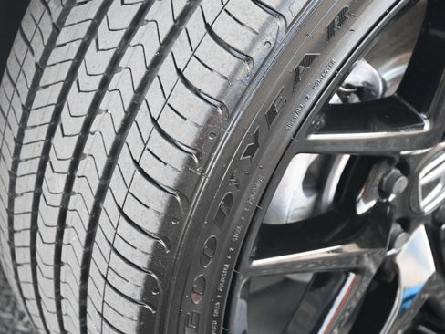 Used 2025 Honda Civic Sport image 14