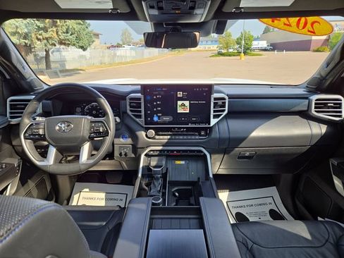 Used 2024 Toyota Sequoia Platinum AWD/4WD image 3