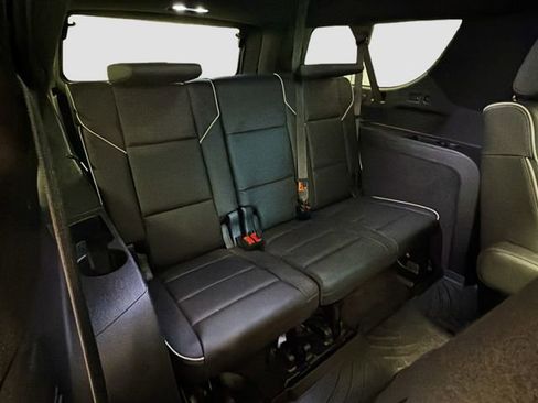 Used 2023 Cadillac Escalade ESV Premium Luxury image 24