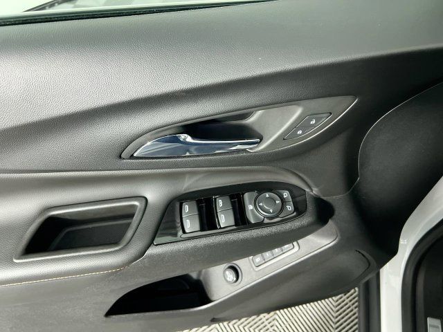 Used 2022 Chevrolet Equinox Premier AWD/4WD image 14