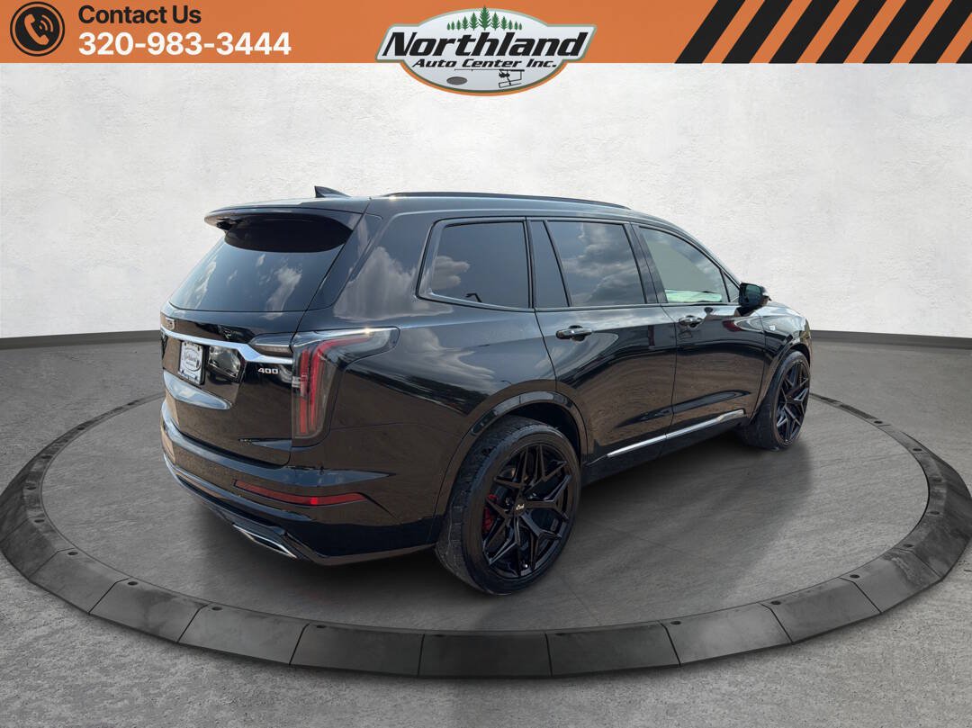 Used 2023 Cadillac XT6 Sport w/ Technology Package AWD/4WD image 5