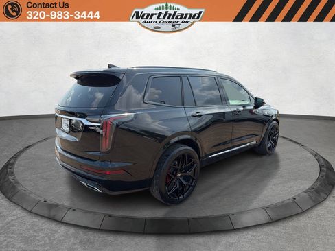 Used 2023 Cadillac XT6 Sport w/ Technology Package AWD/4WD image 5