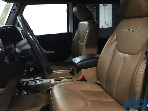 Used 2016 Jeep Wrangler Sahara AWD/4WD image 26