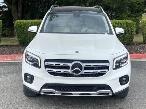 Used 2022 Mercedes-Benz GLB 250 4MATIC image 10