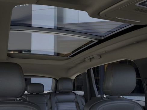 New 2026 Lincoln Nautilus Reserve image 25