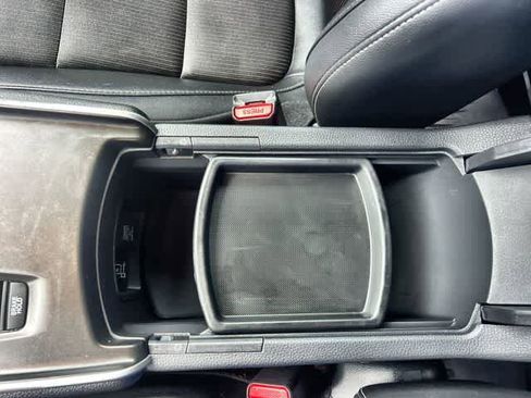 Used 2019 Honda Accord Sport image 27