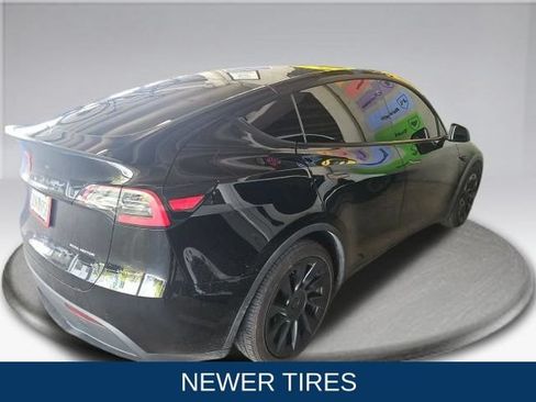 Used 2020 Tesla Model Y Long Range AWD/4WD image 5