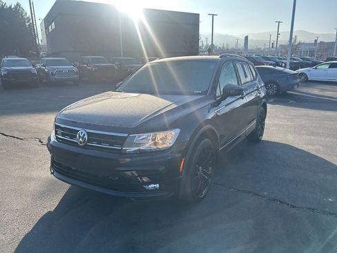 Used 2021 Volkswagen Tiguan SE R-Line image 9