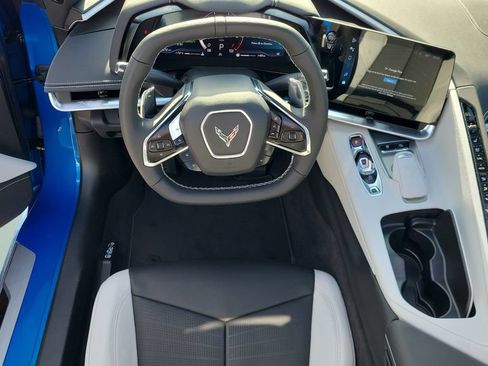 Used 2024 Chevrolet Corvette Stingray Preferred Cpe w/ Battery Protection Package RWD image 11