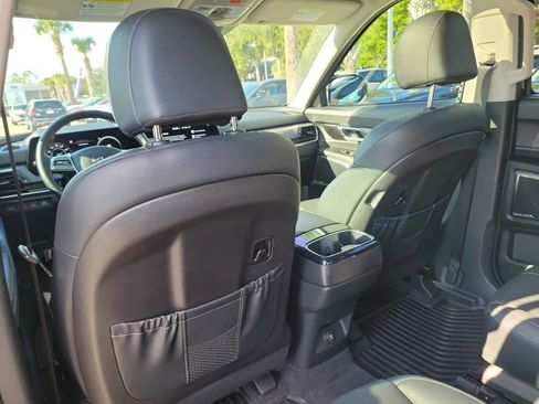 Used 2023 Kia Telluride SX image 15