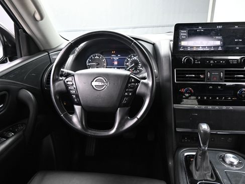 Used 2021 Nissan Armada SV image 13