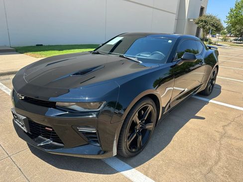 Used 2016 Chevrolet Camaro SS RWD image 1