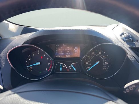 Used 2017 Ford Escape Titanium image 30