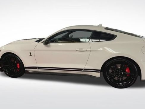 Used 2021 Ford Mustang Shelby GT500 w/ Technology Package RWD image 6