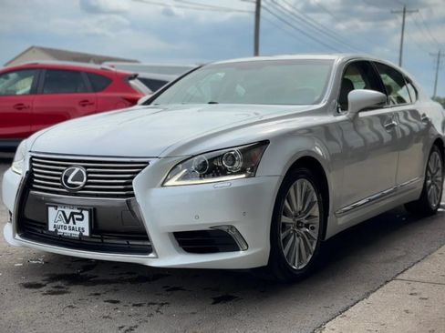 Used 2017 Lexus LS 460 AWD w/ Comfort Package image 6