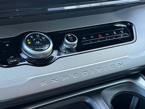 Used 2025 Ford Expedition Max Active image 22