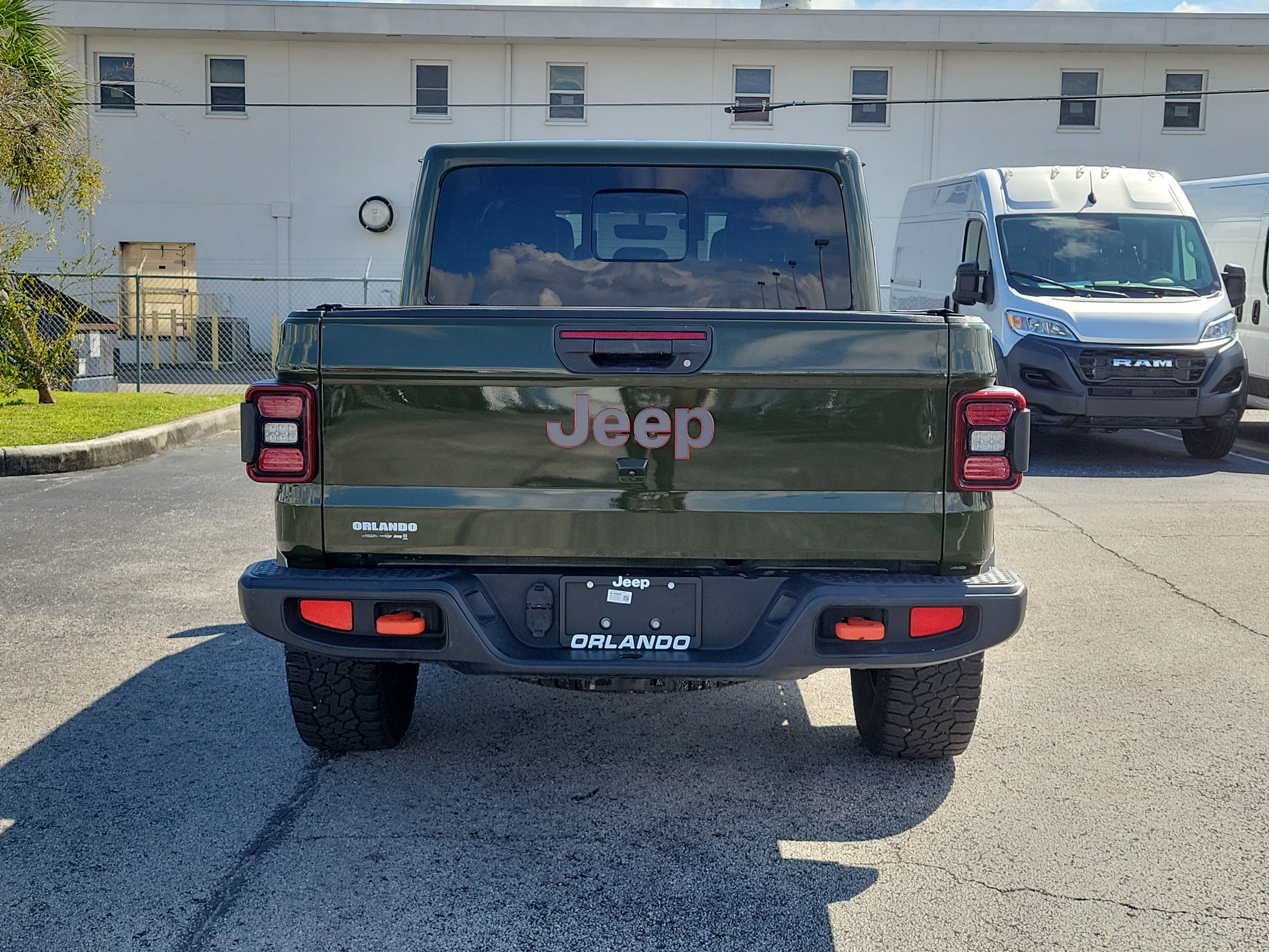 Used 2022 Jeep Gladiator Mojave w/ LED Lighting Group AWD/4WD image 6