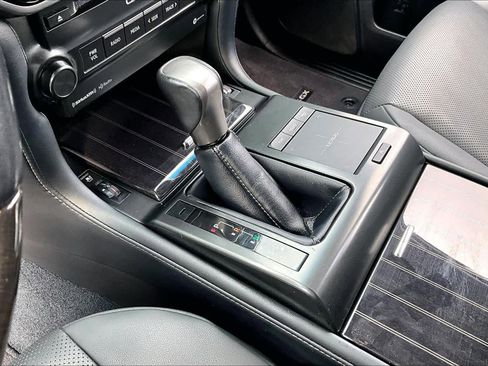 Used 2023 Lexus GX 460 Premium image 17