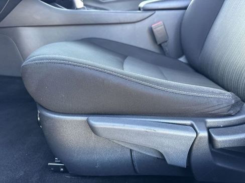 Used 2024 Nissan Sentra SV FWD image 12