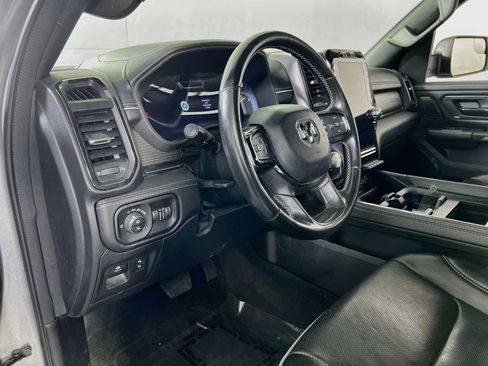 Used 2023 RAM 1500 Limited AWD/4WD image 9