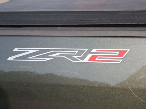 Used 2018 Chevrolet Colorado ZR2 AWD/4WD image 11