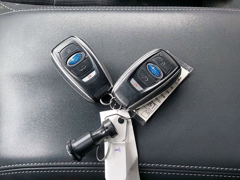 Used 2019 Subaru Ascent Premium image 13