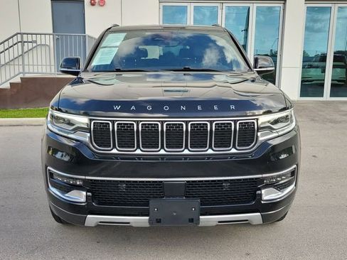 Used 2022 Jeep Wagoneer Series II AWD/4WD image 2