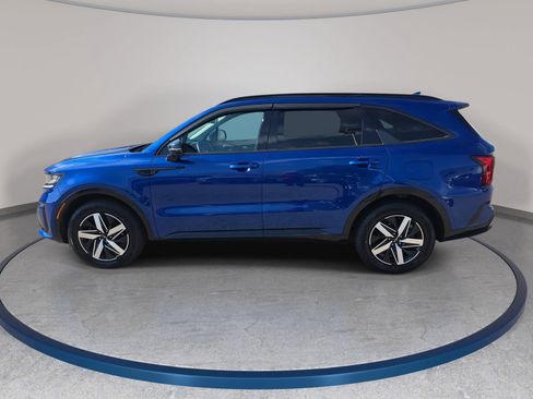Used 2022 Kia Sorento S w/ Panoramic Sunroof Package FWD image 8