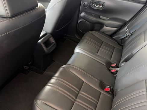 Used 2024 Honda HR-V EX-L image 13